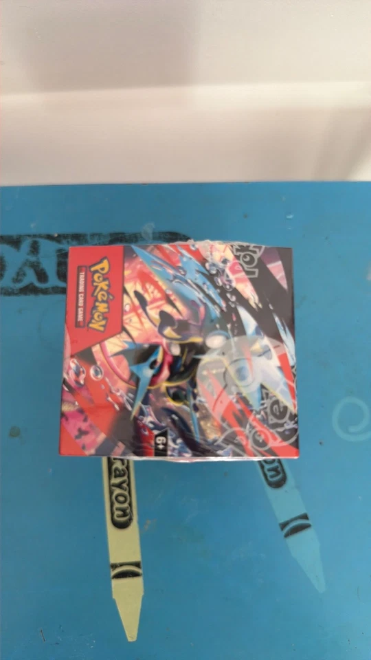 Buy Pokemon cards booster box - Image 4